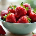 Ile kalorii mają truskawki? Odkryj ich wartość odżywczą!